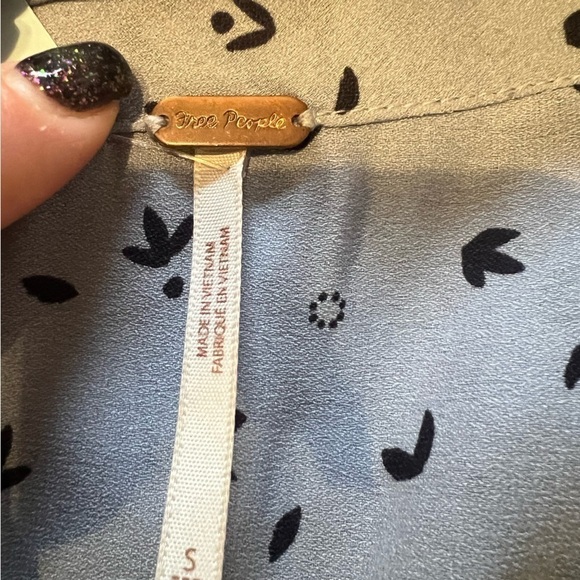 Free People  Blue Floral Neck Bow Tie Blouse Top small - Picture 12 of 12